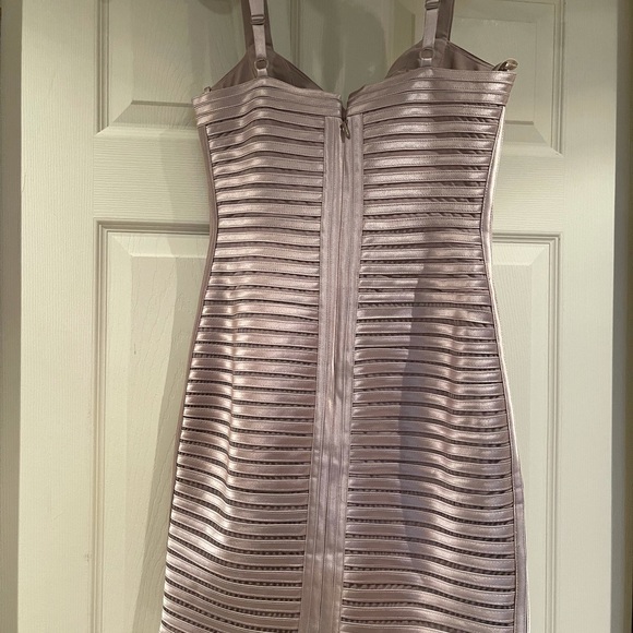 BCBG Dress size 4 - Picture 5 of 6